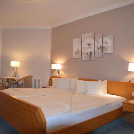Hotel-Pension Breig Garni Ottenhofen im Schwarzwald Buitenkant foto