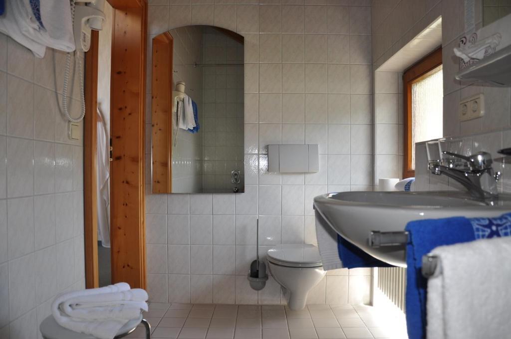Hotel-Pension Breig Garni Ottenhofen im Schwarzwald Kamer foto