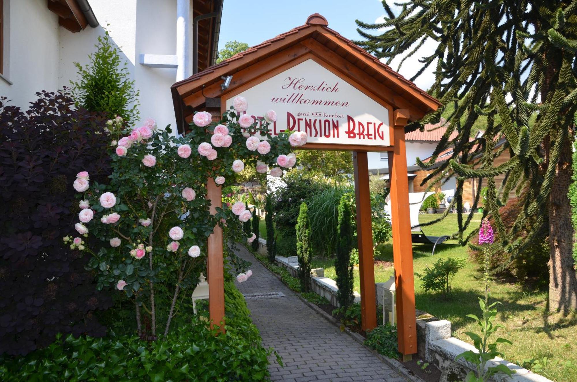 Hotel-Pension Breig Garni Ottenhofen im Schwarzwald Buitenkant foto
