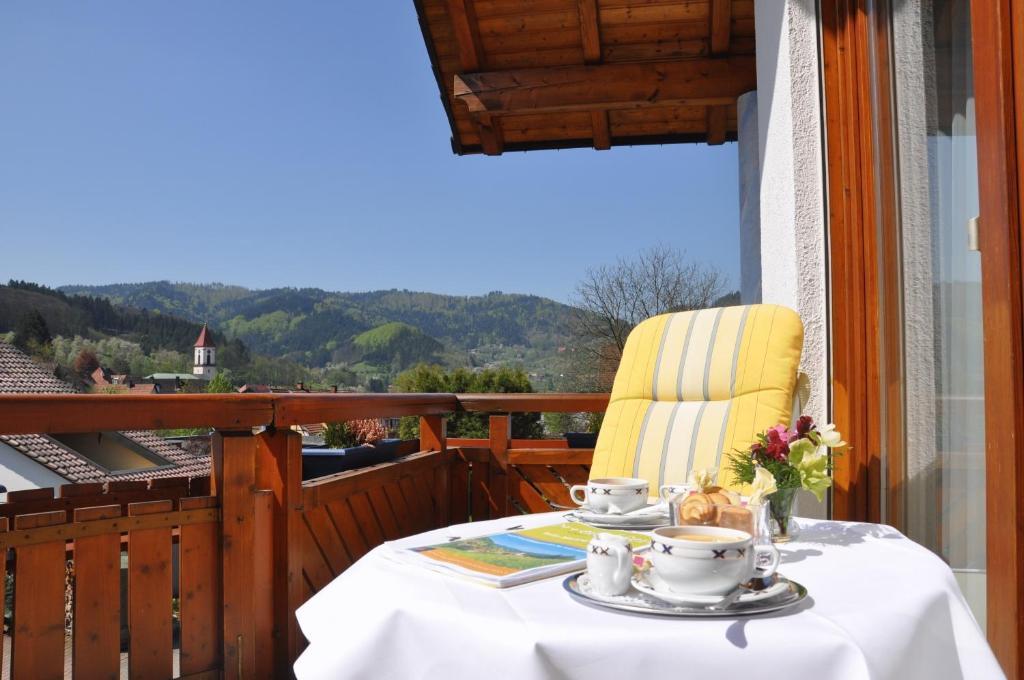 Hotel-Pension Breig Garni Ottenhofen im Schwarzwald Buitenkant foto