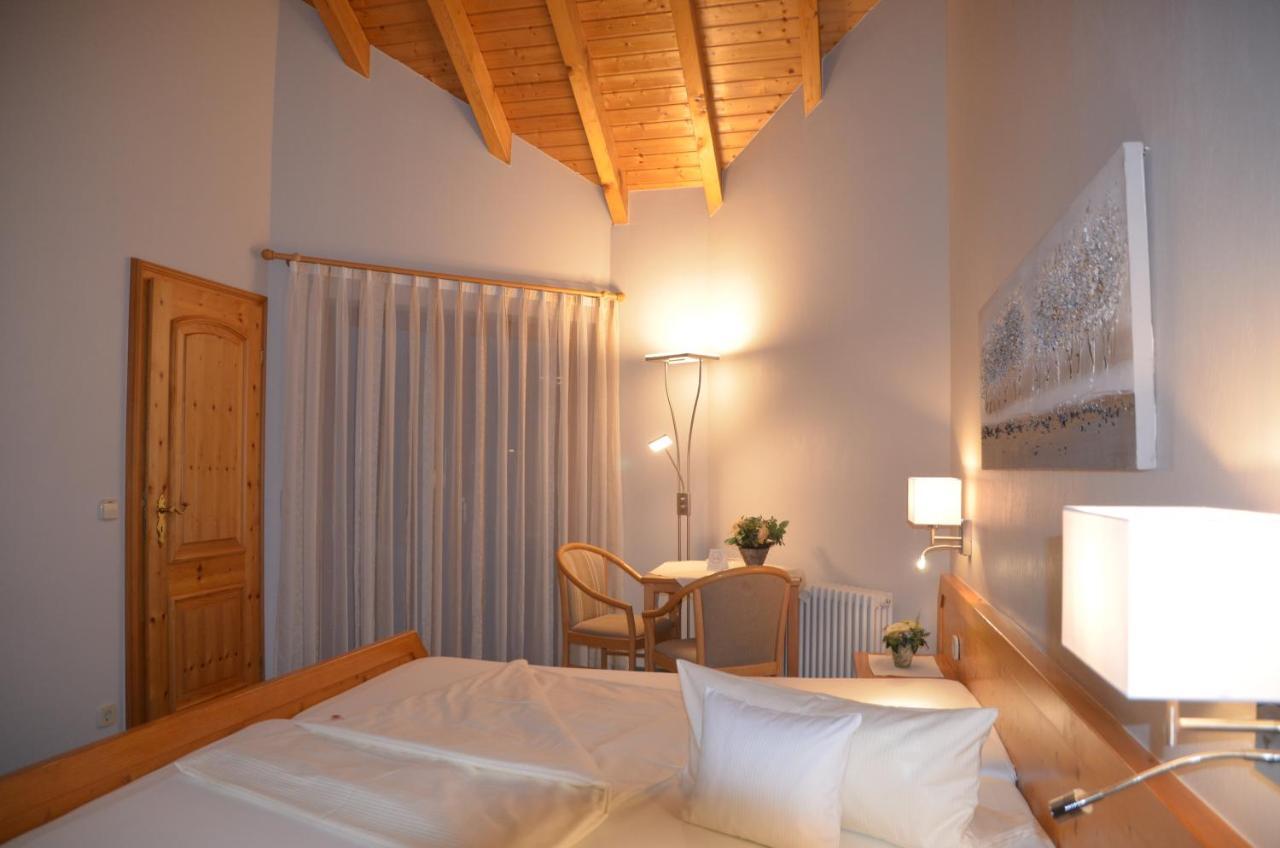 Hotel-Pension Breig Garni Ottenhofen im Schwarzwald Buitenkant foto