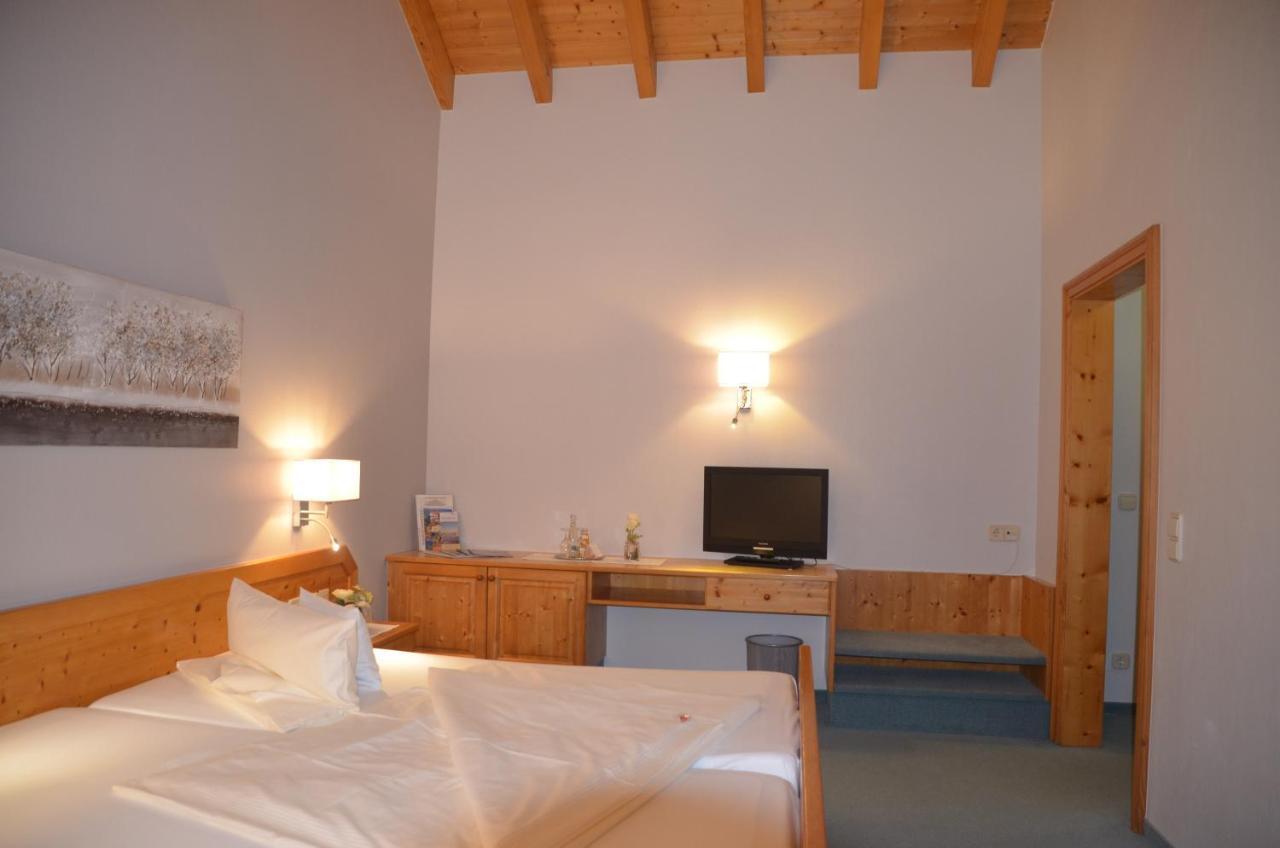 Hotel-Pension Breig Garni Ottenhofen im Schwarzwald Buitenkant foto